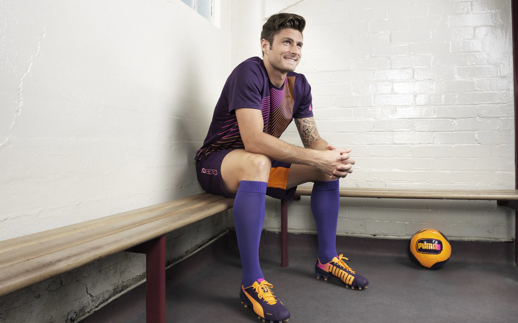 孤胆英雄难敌铁血洪流，迪马利亚扛旗之夜，莱比锡红牛如何正面碾碎AC米兰